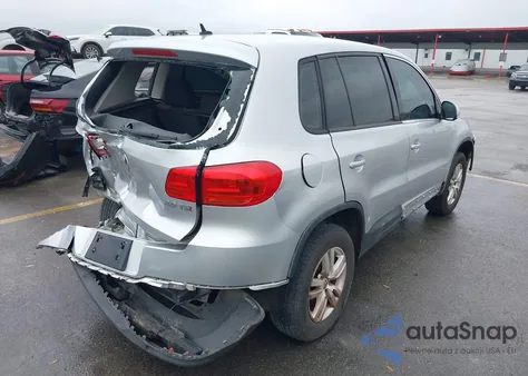 2014 Volkswagen Tiguan S from USA, damaged, VIN WVGAV3AX2EW579009